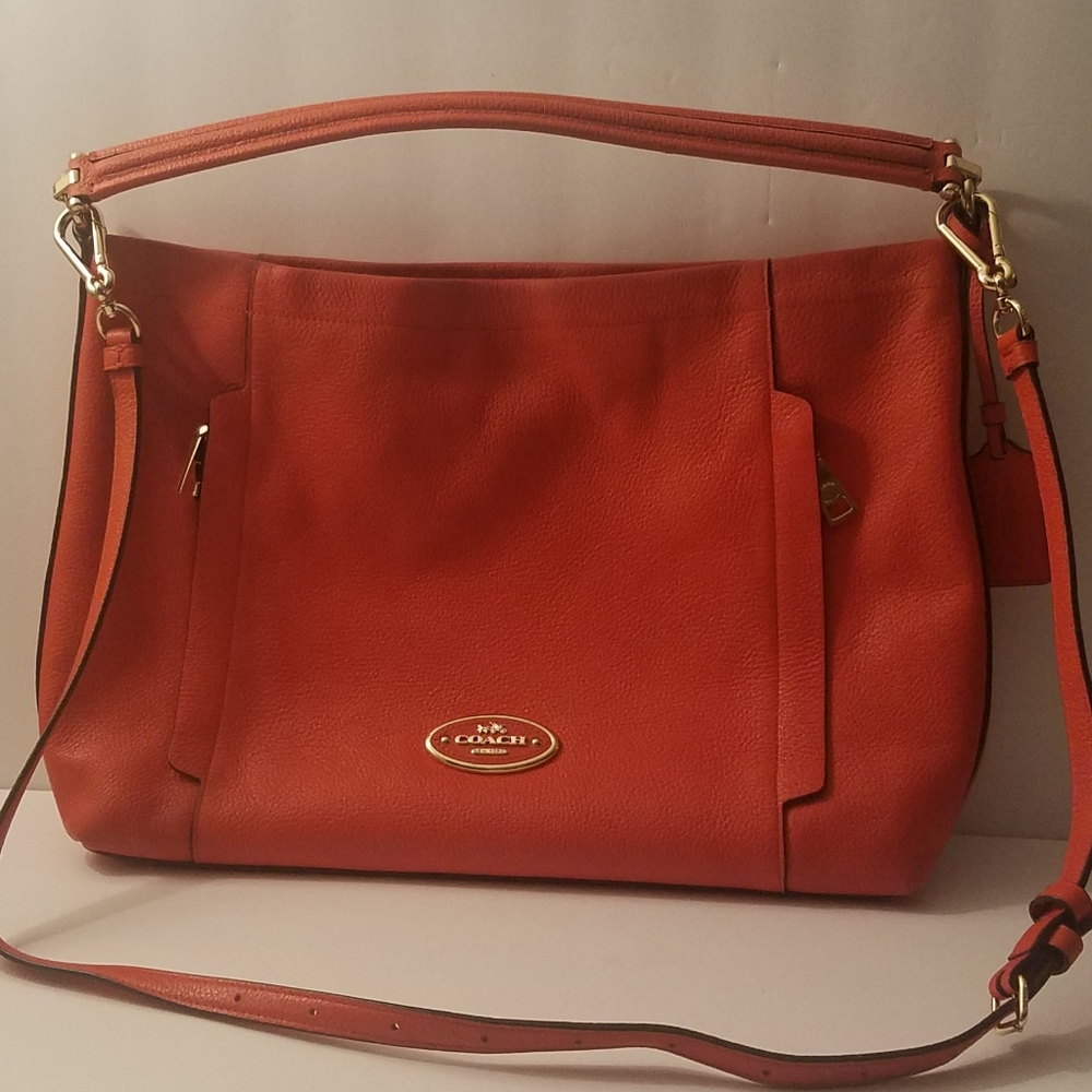 Coach Scout Hobo Bag (Coral)